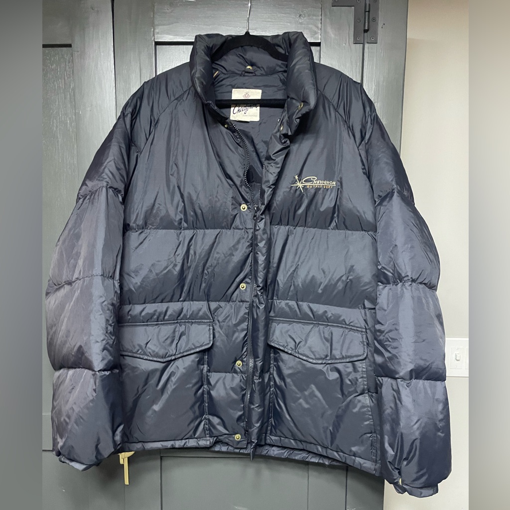 Mens Chevignon Down Jacket, Navy, Xl - High-End Designer Item Like New Condition